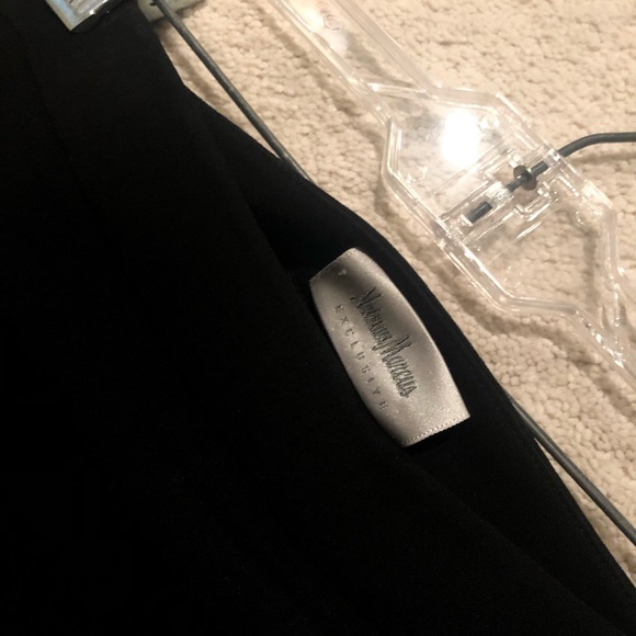 Neiman Marcus black skirt - Picture 4 of 4